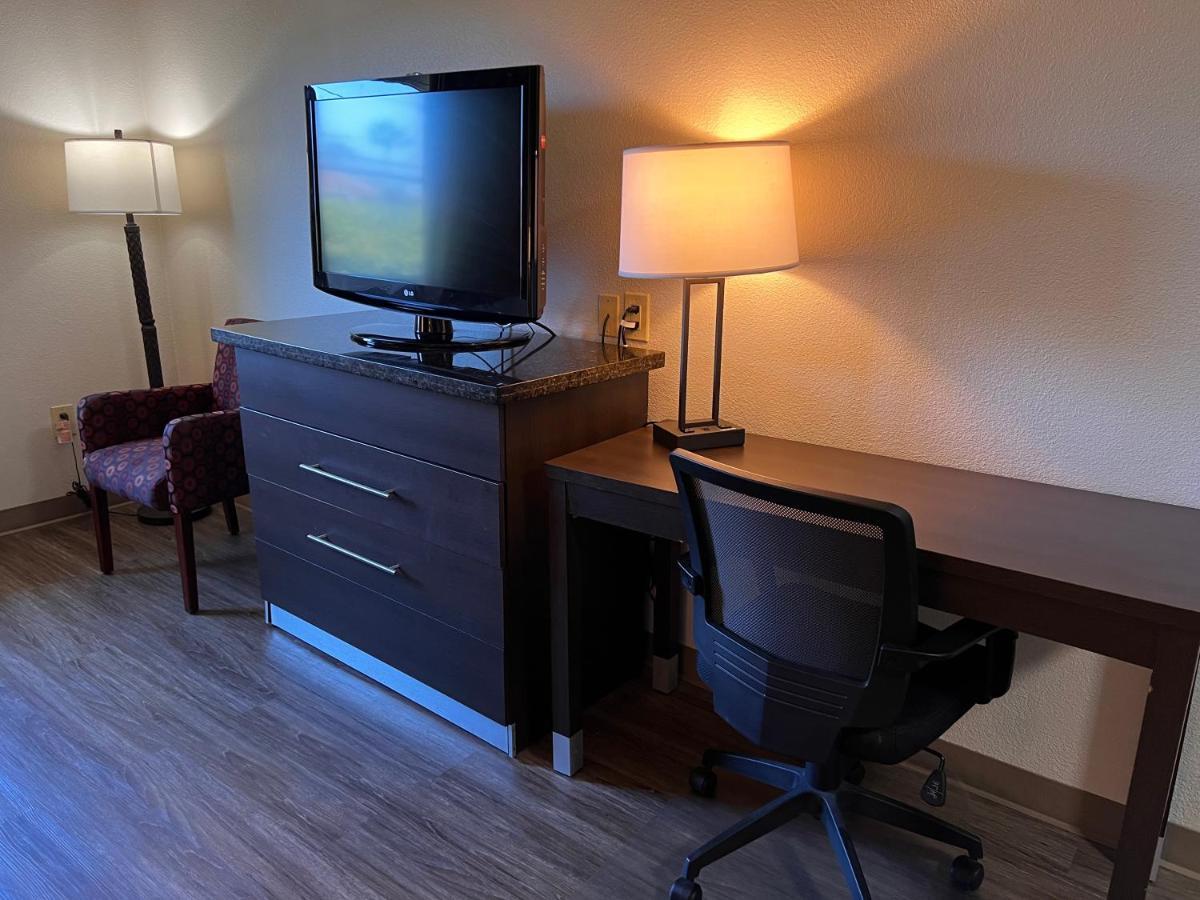 Brisa Pacific Hotel
