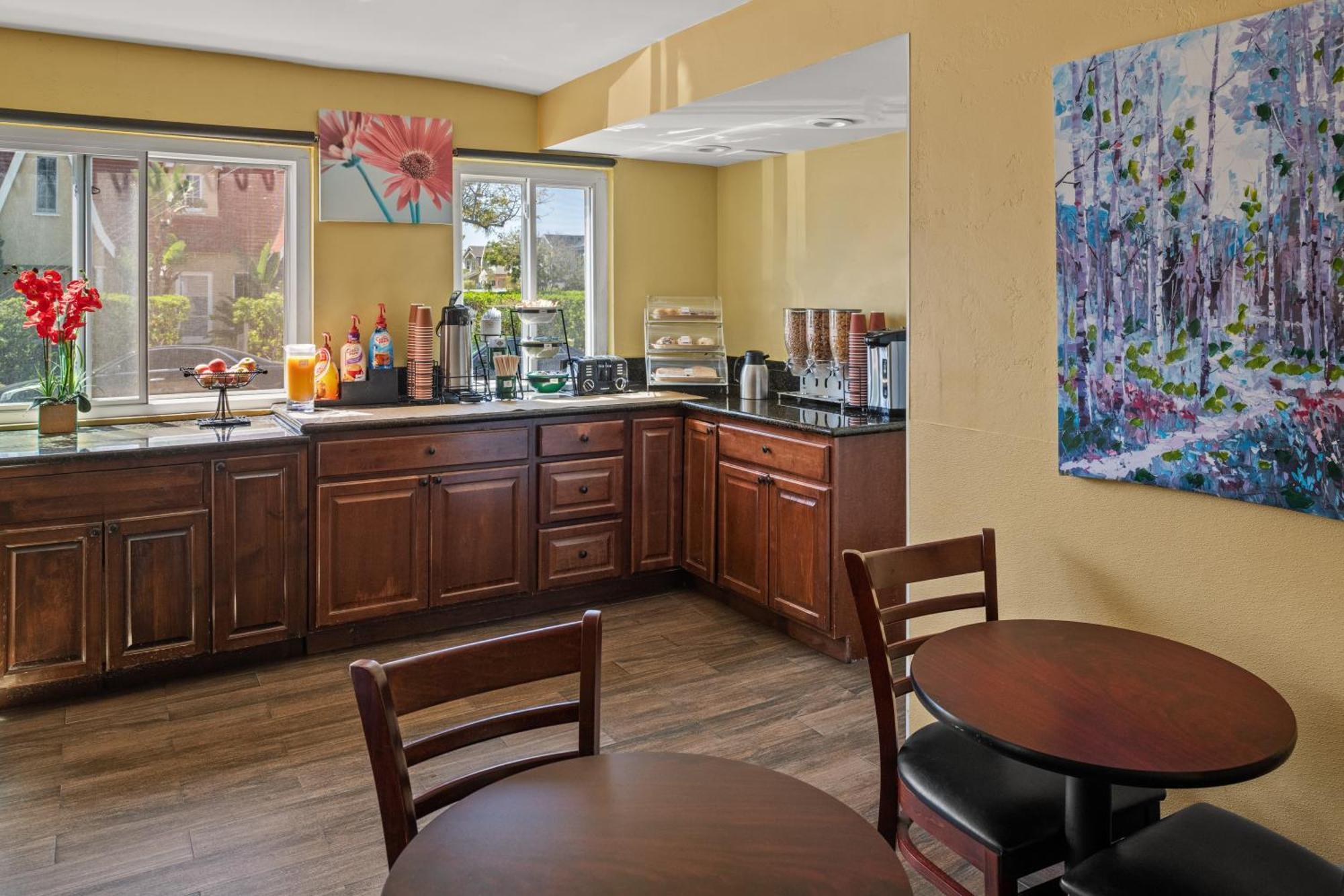 Brisa Pacifica Hotel 3*