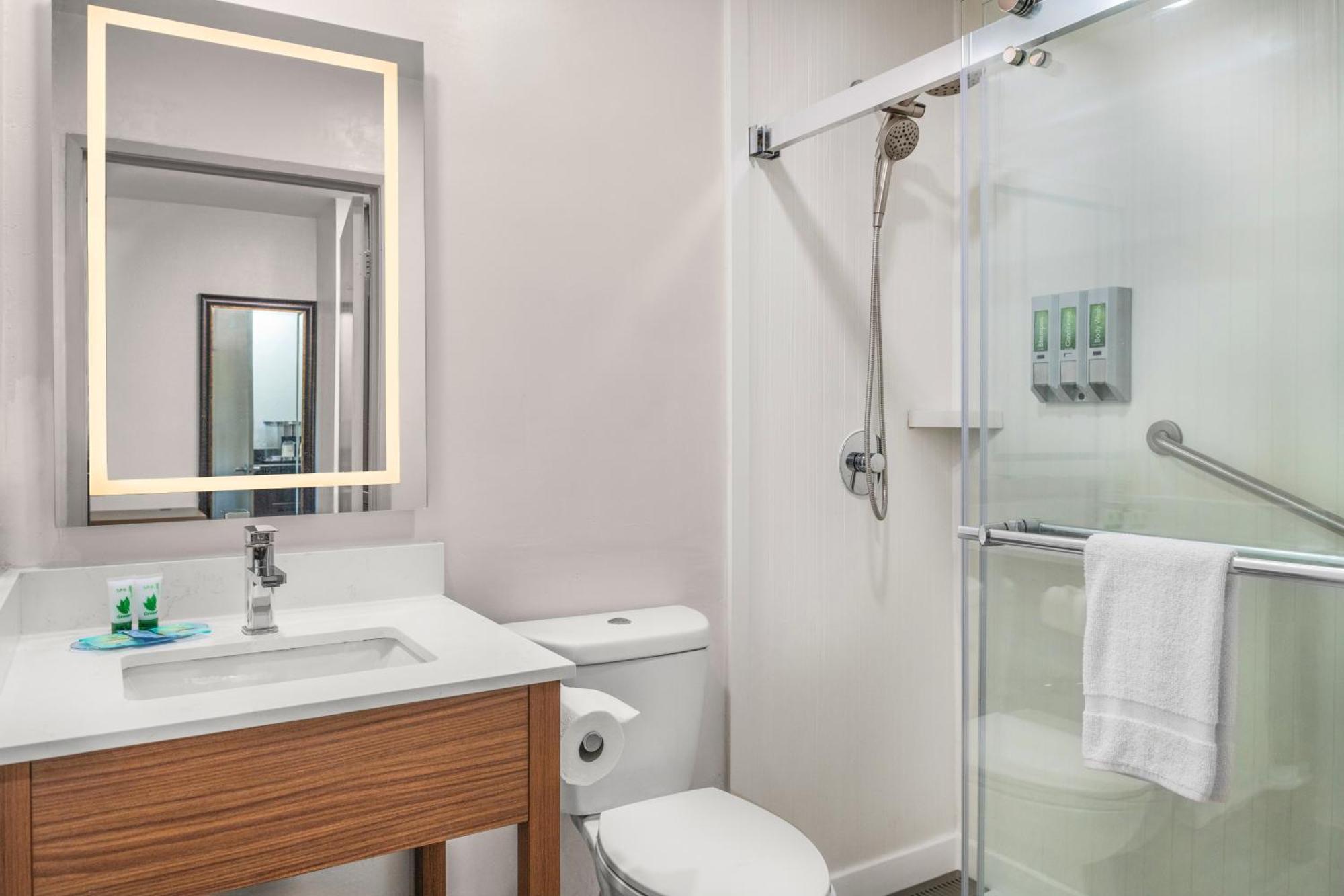 Brisa Pacifica Hotel 3*